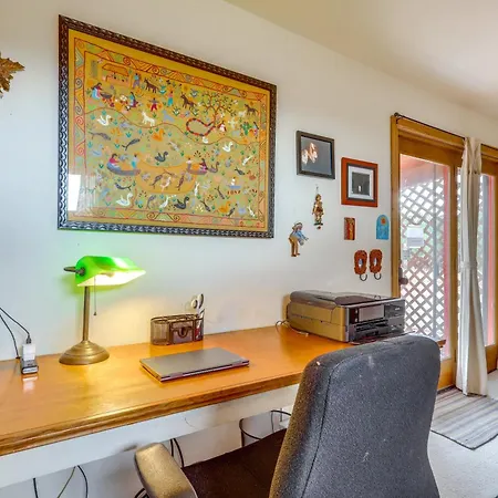 Zuri House Eclectic With Hot Tub Holiday home *