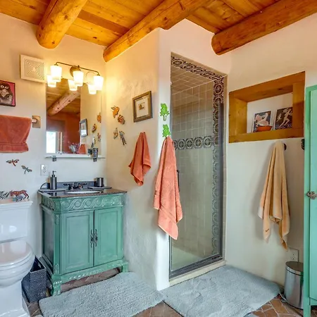 Zuri House Eclectic With Hot Tub Holiday home Santa Fe