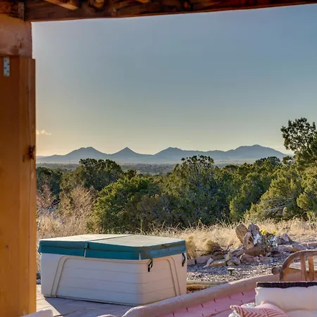 Holiday home Zuri House Eclectic With Hot Tub Santa Fe